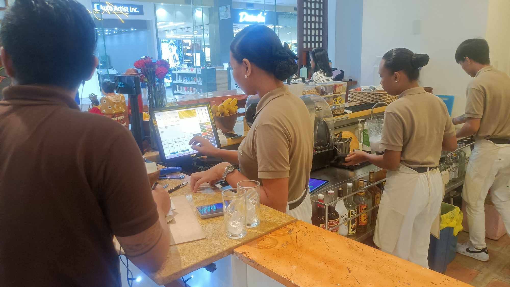 Mall Beverage & Coffee Kiosk — ZANK POS installation